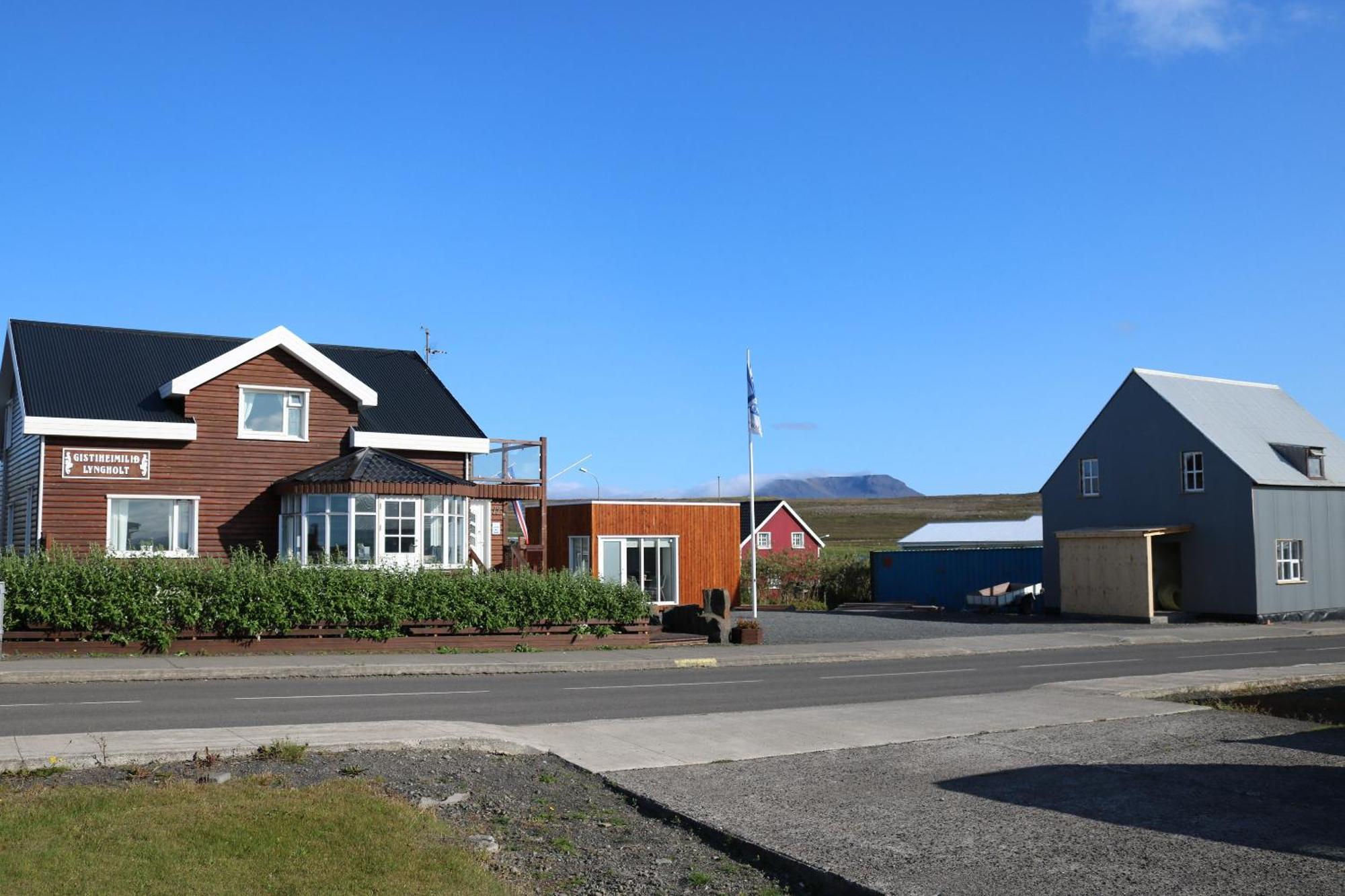 Guesthouse Lyngholt Þórshöfn Bagian luar foto