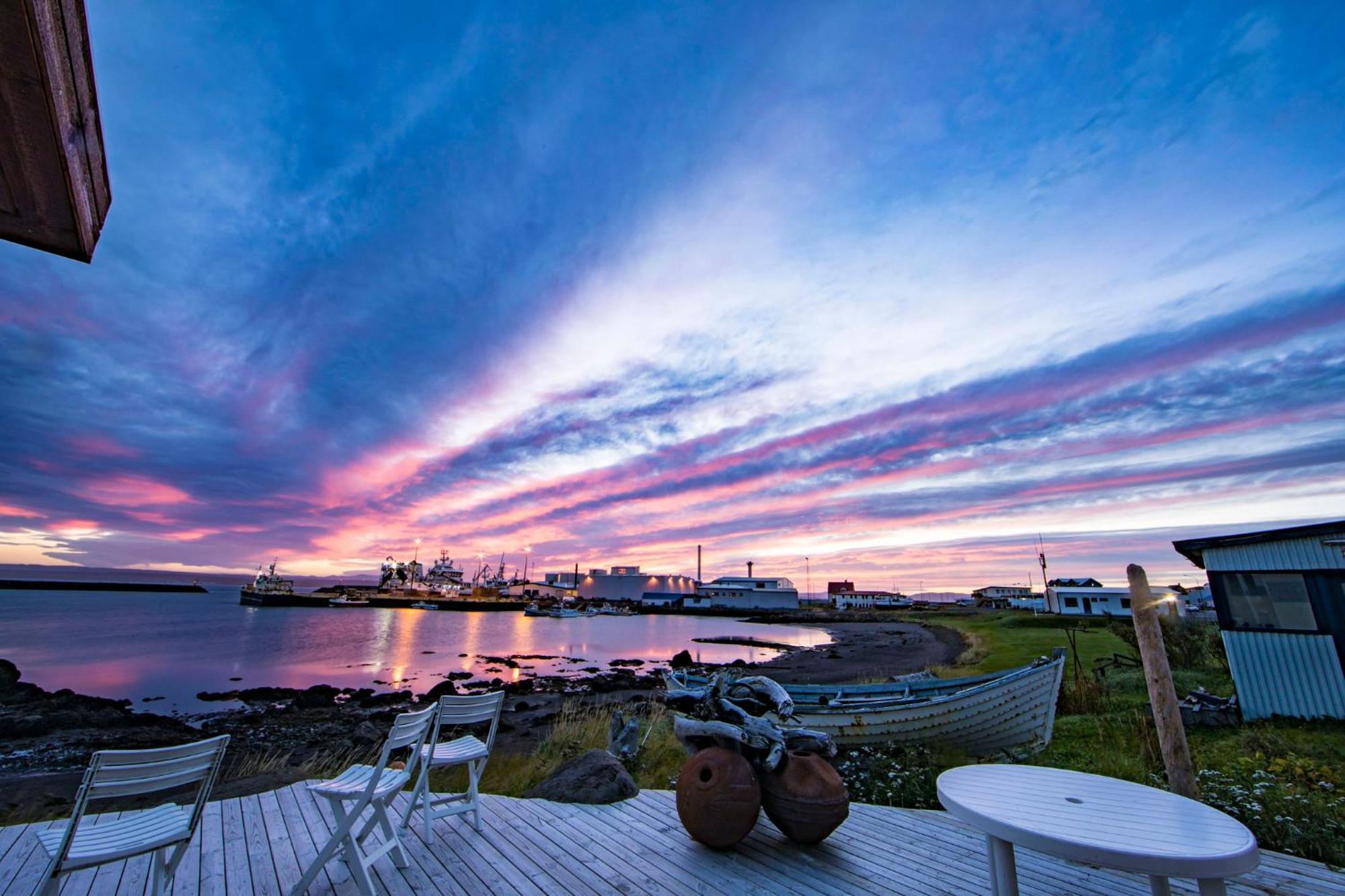 Guesthouse Lyngholt Þórshöfn Bagian luar foto