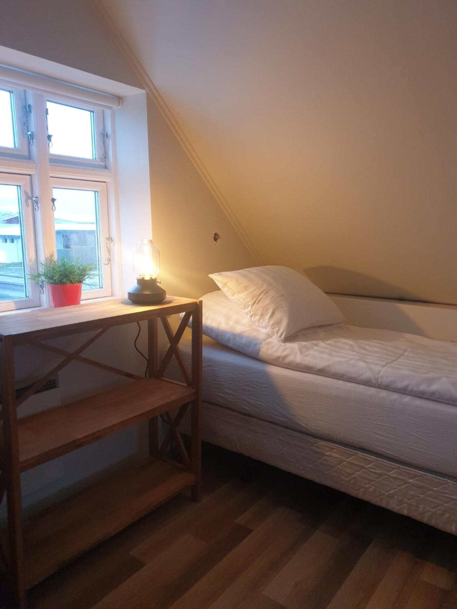 Guesthouse Lyngholt Þórshöfn Bagian luar foto