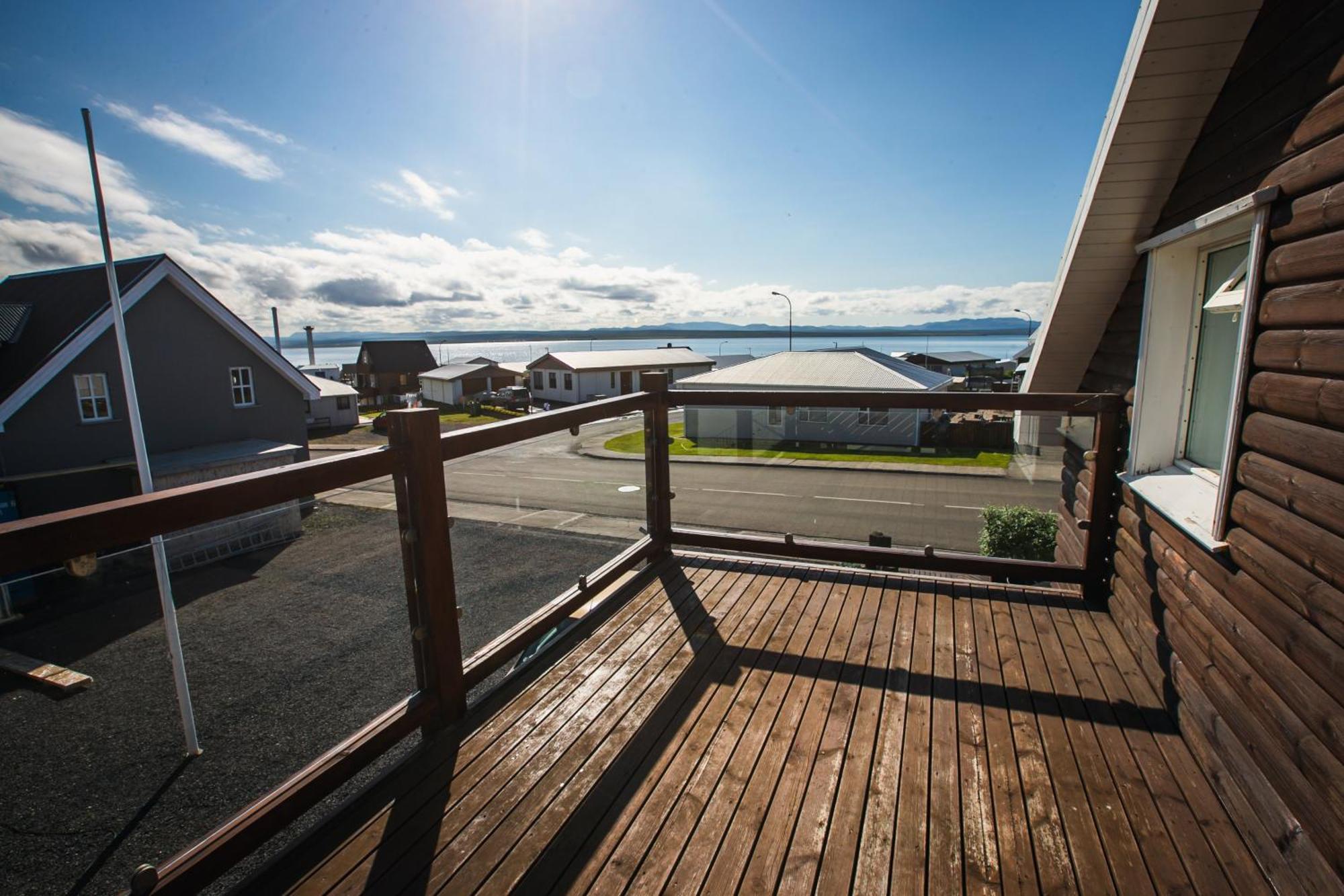 Guesthouse Lyngholt Þórshöfn Bagian luar foto